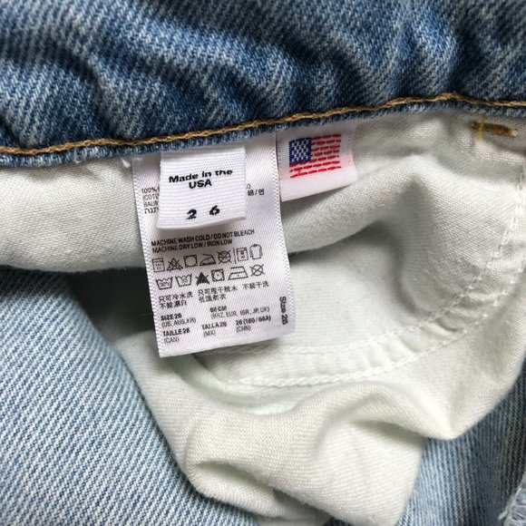 American Apparel lightwash high-waist cuff jean short (26) - Picture 4 of 4